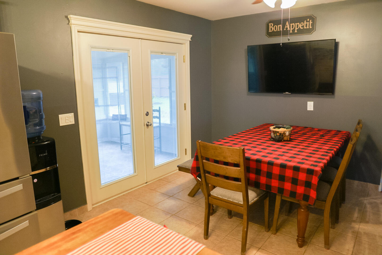 SANTASIA PARK 3RD ADDN - Residential Lease