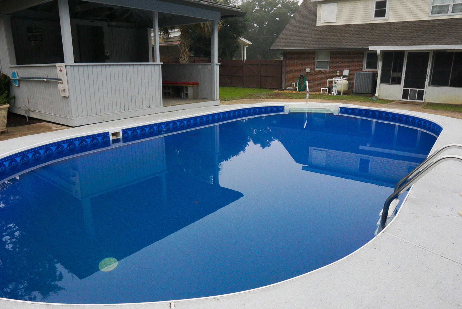 SANTASIA PARK 3RD ADDN - Residential Lease