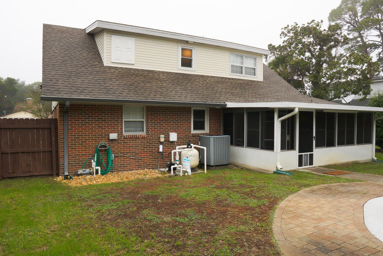SANTASIA PARK 3RD ADDN - Residential Lease