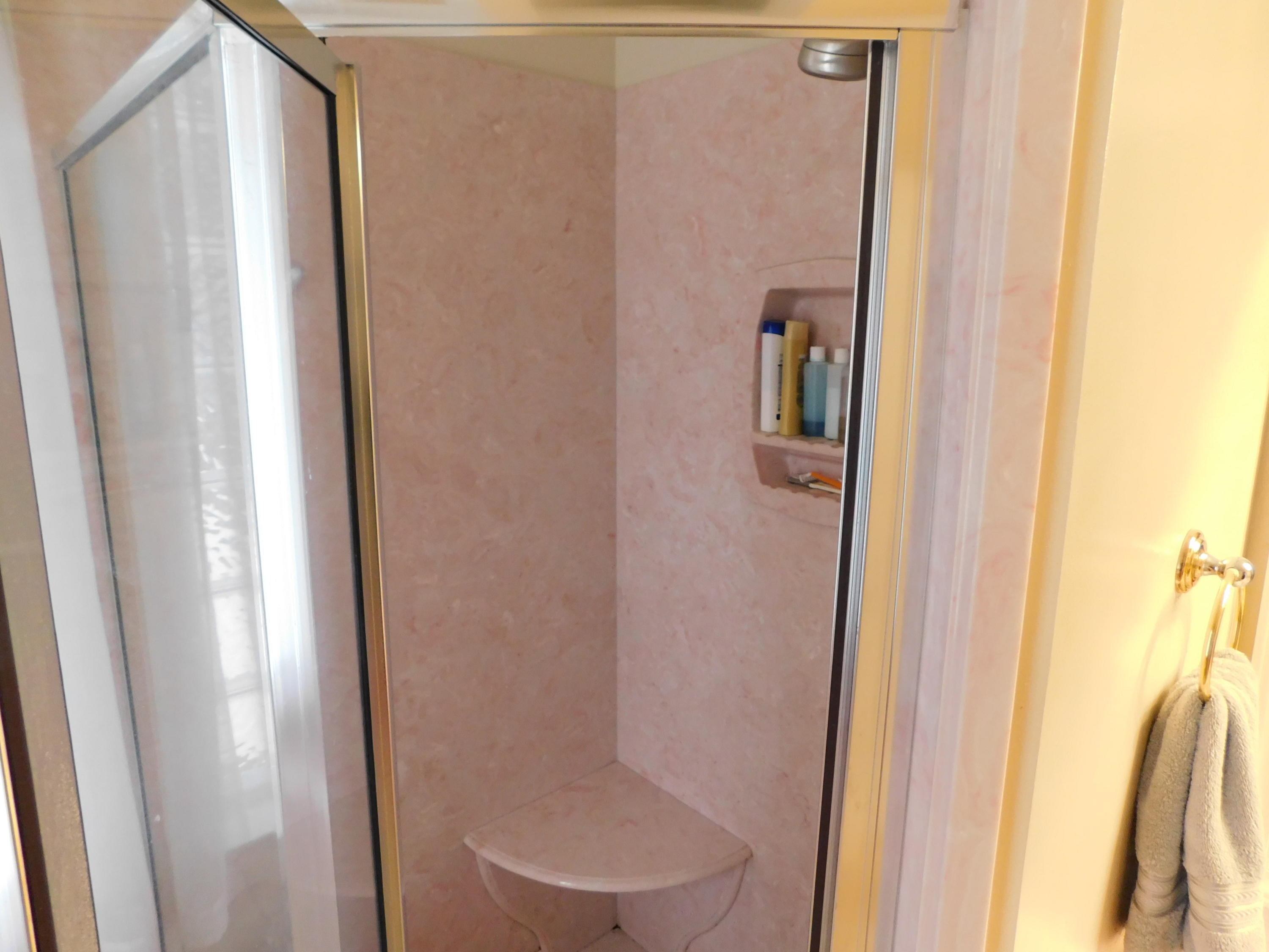 PINNACLE POINT - Residential