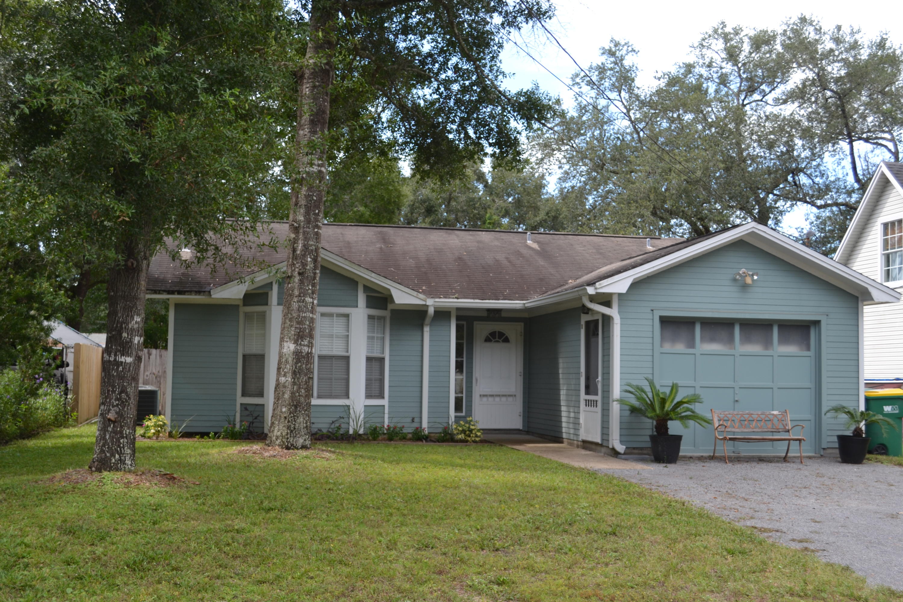 VALPARAISO P/C #6 LOT 11 BLK 115 - Residential