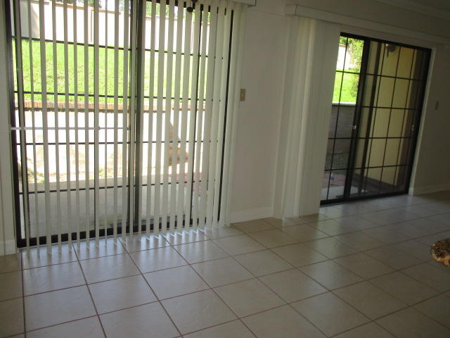 HIDDEN COVE T/H - Residential Lease