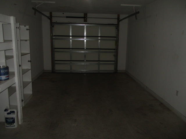 HIDDEN COVE T/H - Residential Lease