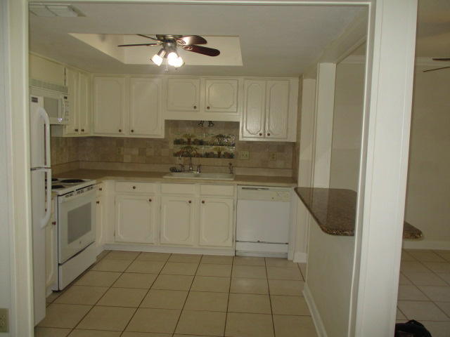HIDDEN COVE T/H - Residential Lease