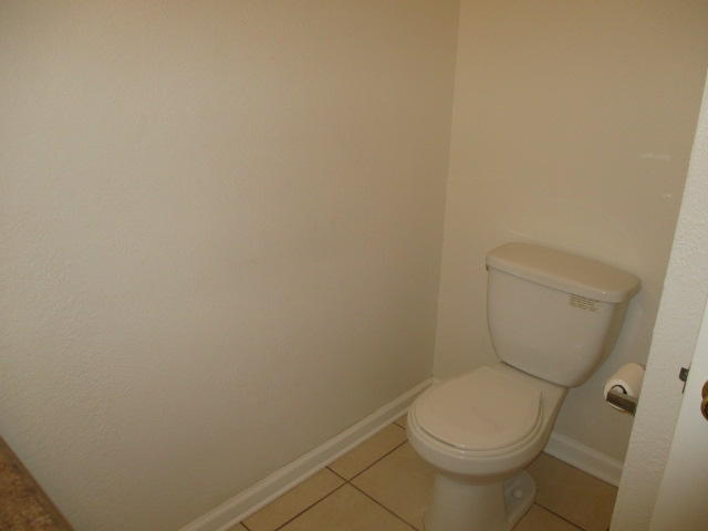HIDDEN COVE T/H - Residential Lease