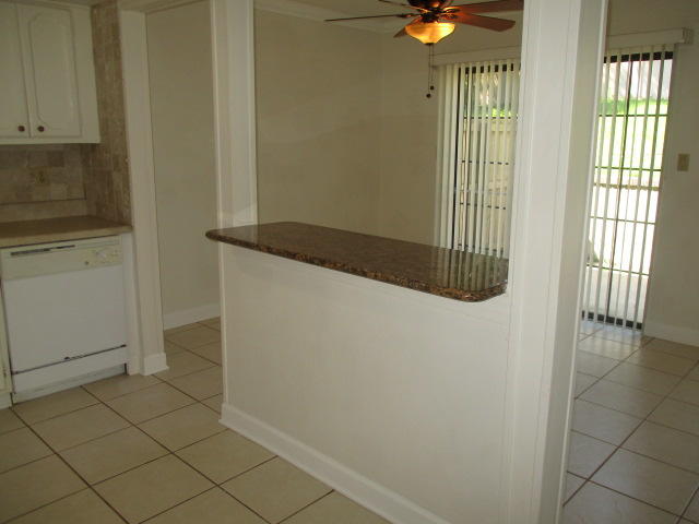 HIDDEN COVE T/H - Residential Lease
