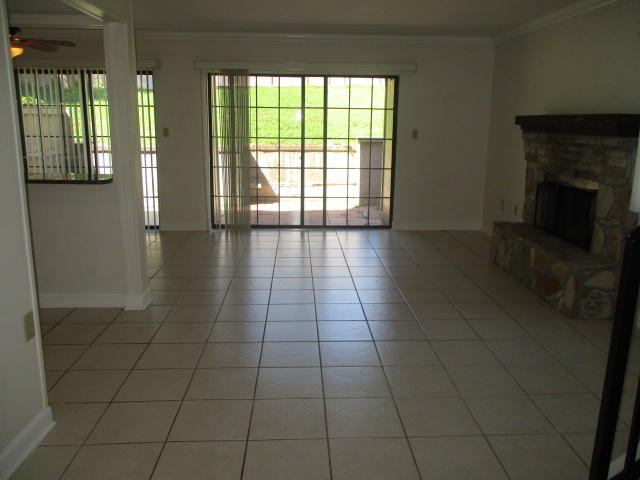HIDDEN COVE T/H - Residential Lease