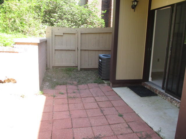 HIDDEN COVE T/H - Residential Lease
