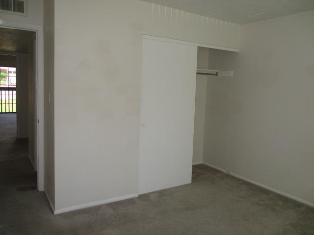 HIDDEN COVE T/H - Residential Lease