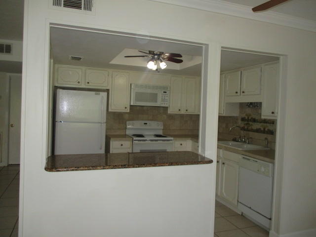 HIDDEN COVE T/H - Residential Lease