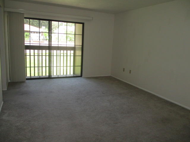 HIDDEN COVE T/H - Residential Lease