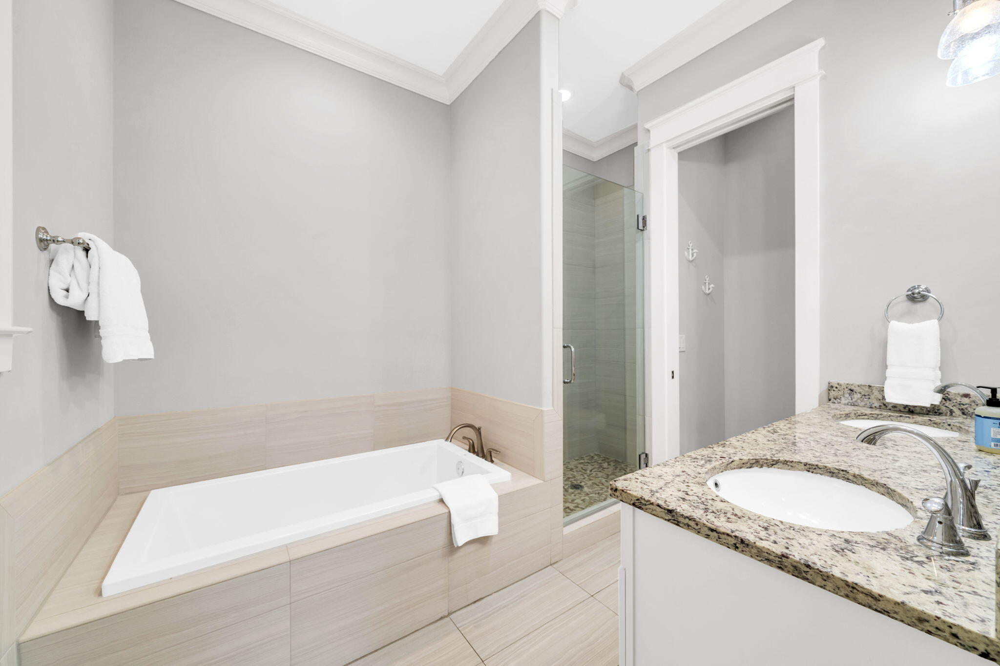 LAKESIDE AT BLUE MOUNTAIN BEACH - Residential