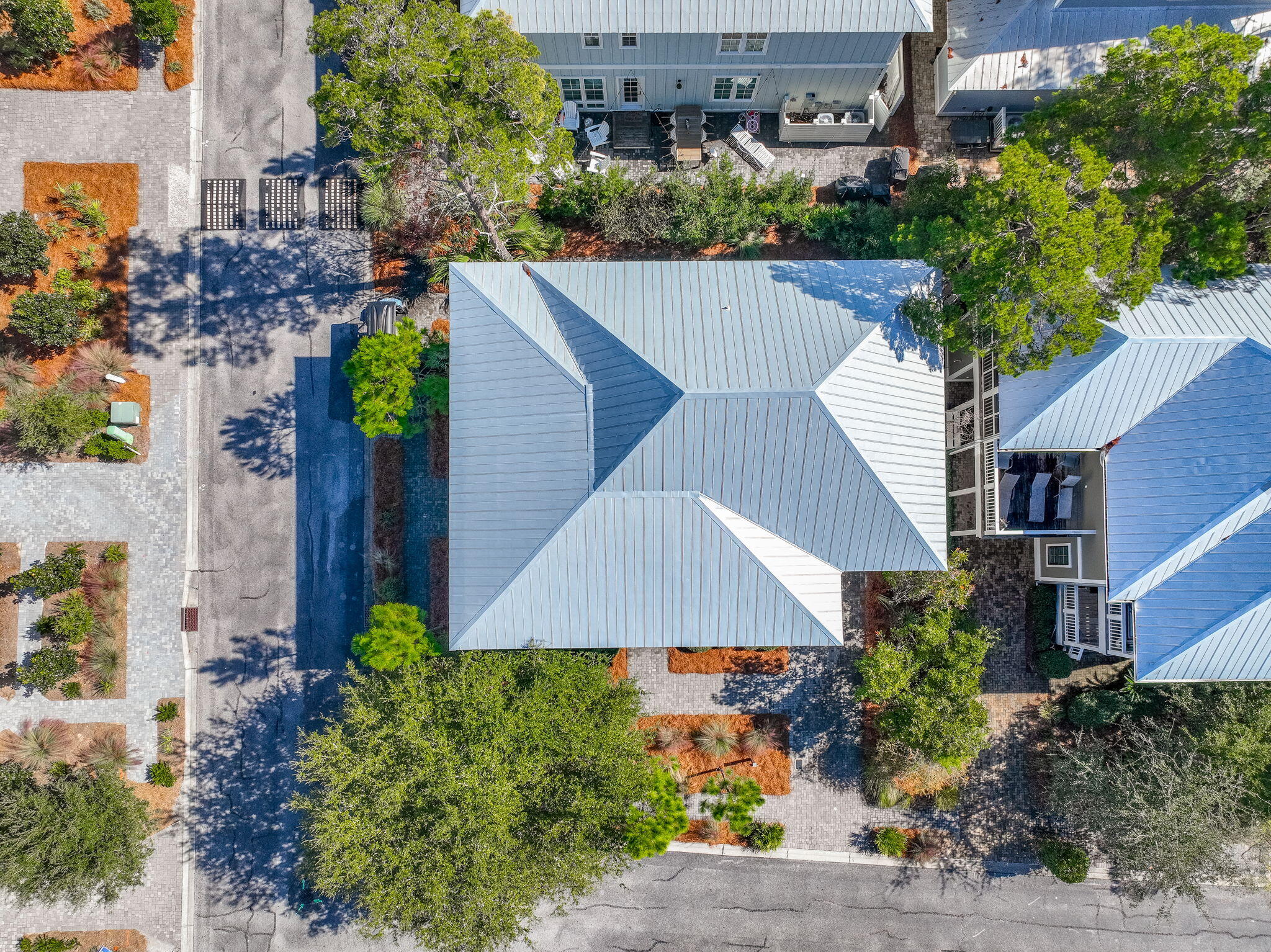LAKESIDE AT BLUE MOUNTAIN BEACH - Residential