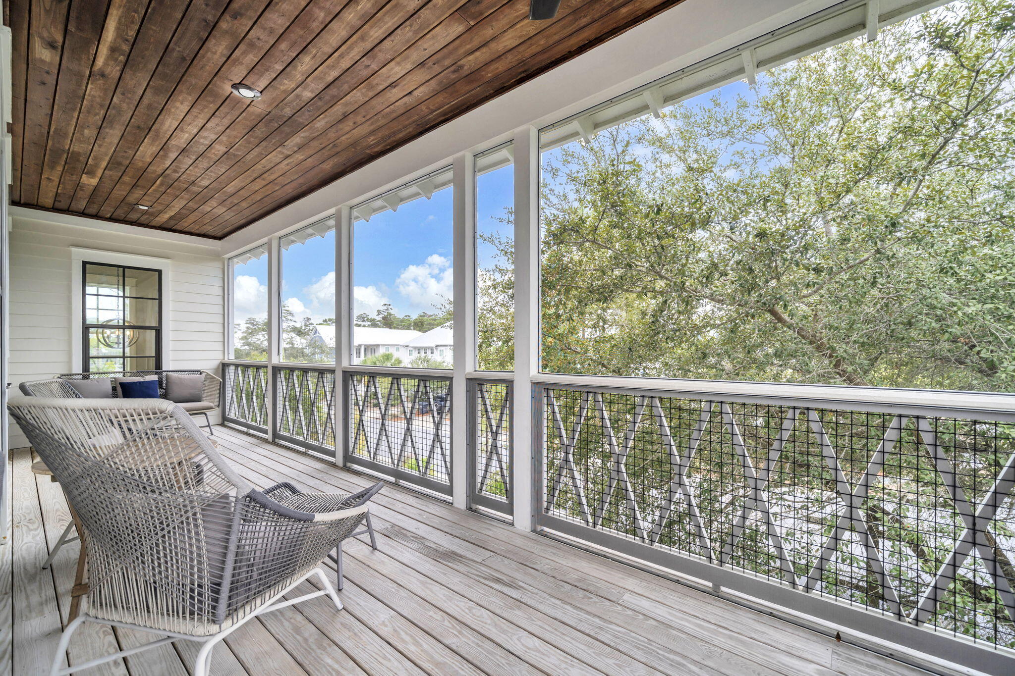 LAKESIDE AT BLUE MOUNTAIN BEACH - Residential