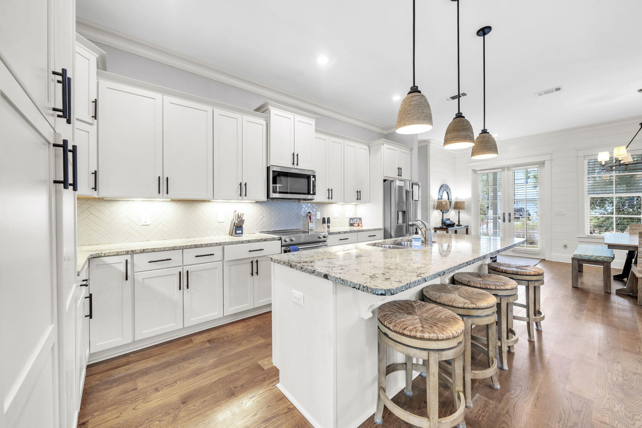 LAKESIDE AT BLUE MOUNTAIN BEACH - Residential