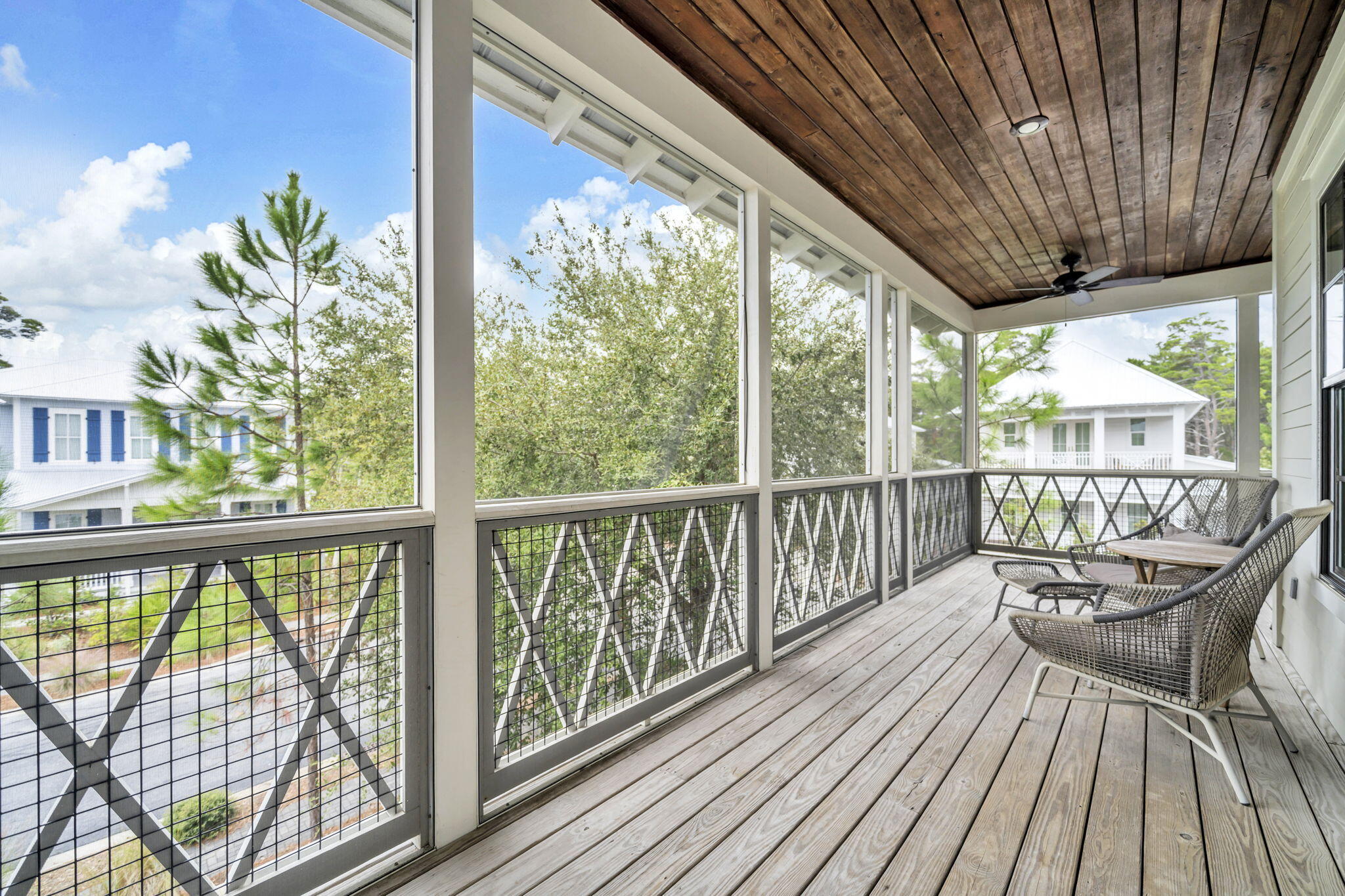 LAKESIDE AT BLUE MOUNTAIN BEACH - Residential