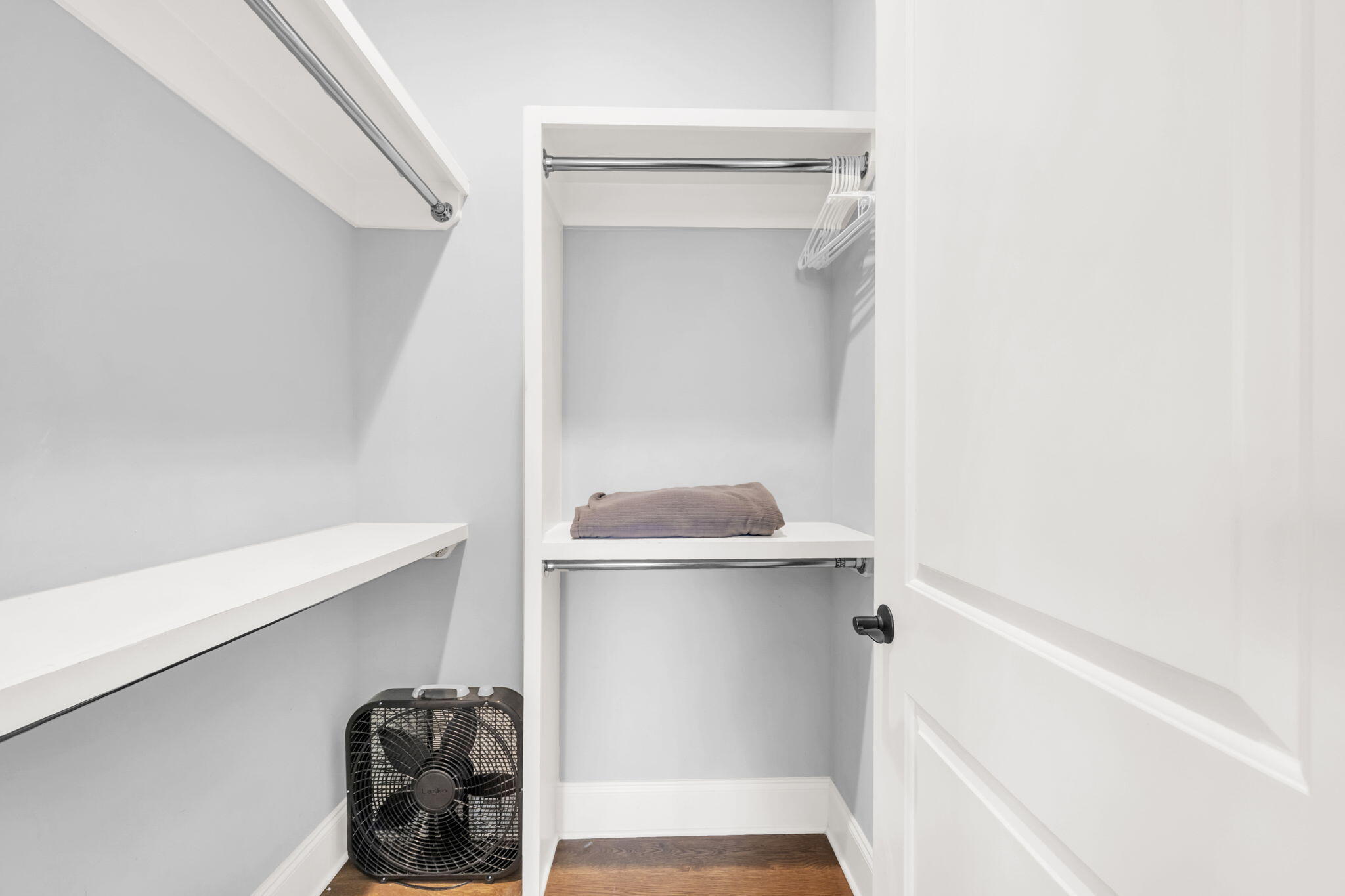 LAKESIDE AT BLUE MOUNTAIN BEACH - Residential