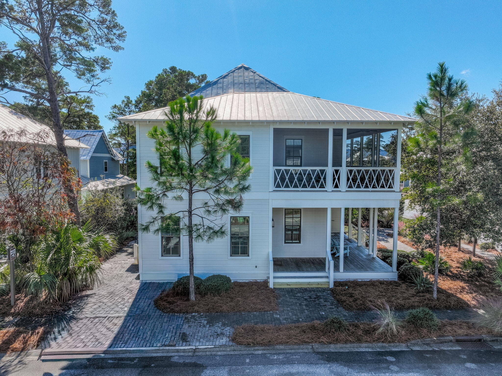 LAKESIDE AT BLUE MOUNTAIN BEACH - Residential