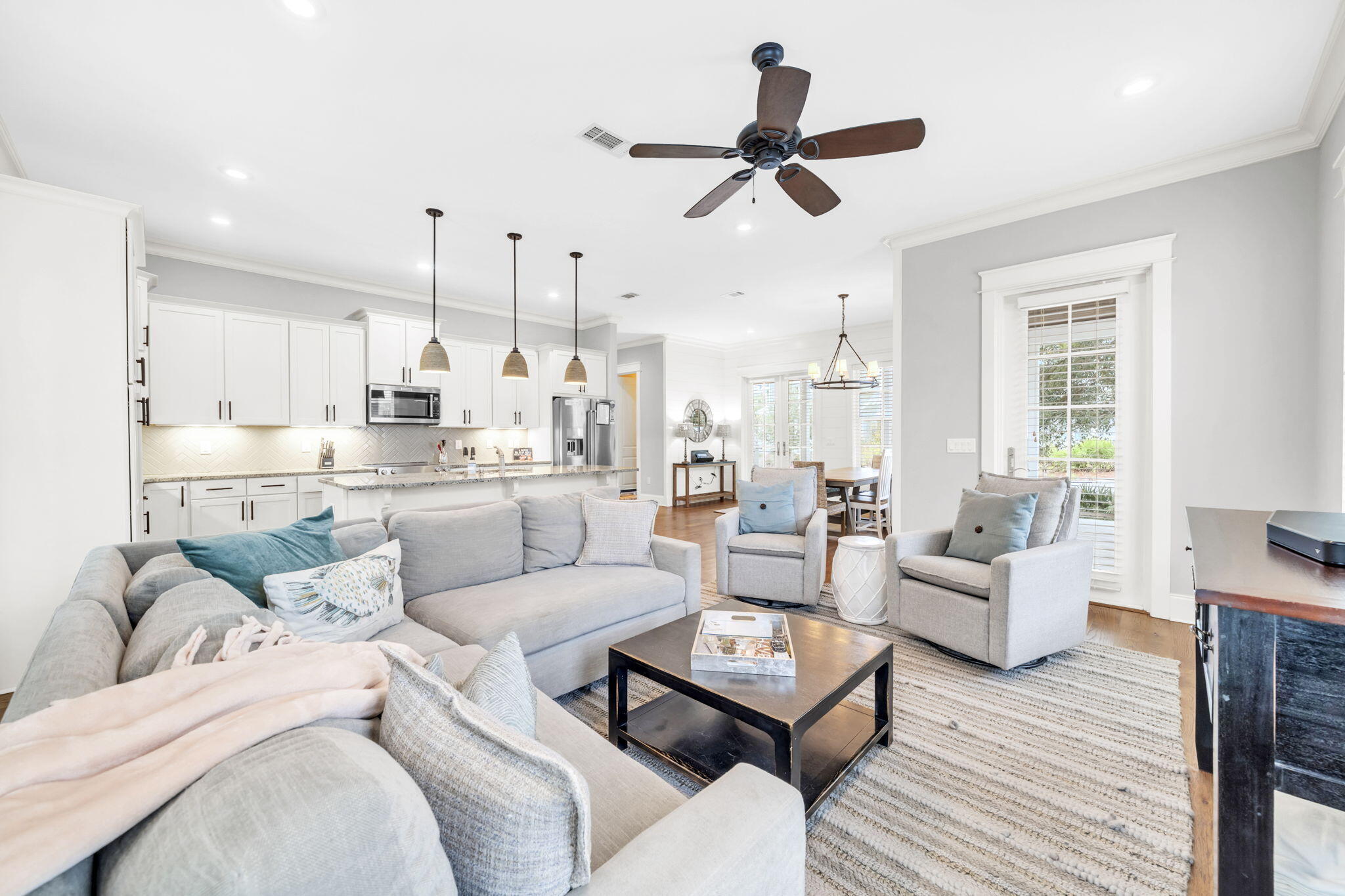 LAKESIDE AT BLUE MOUNTAIN BEACH - Residential