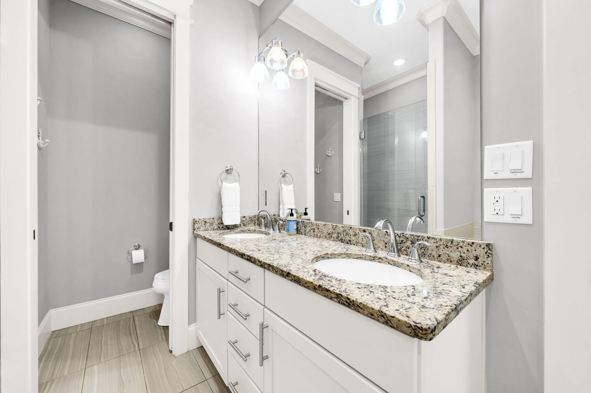 LAKESIDE AT BLUE MOUNTAIN BEACH - Residential