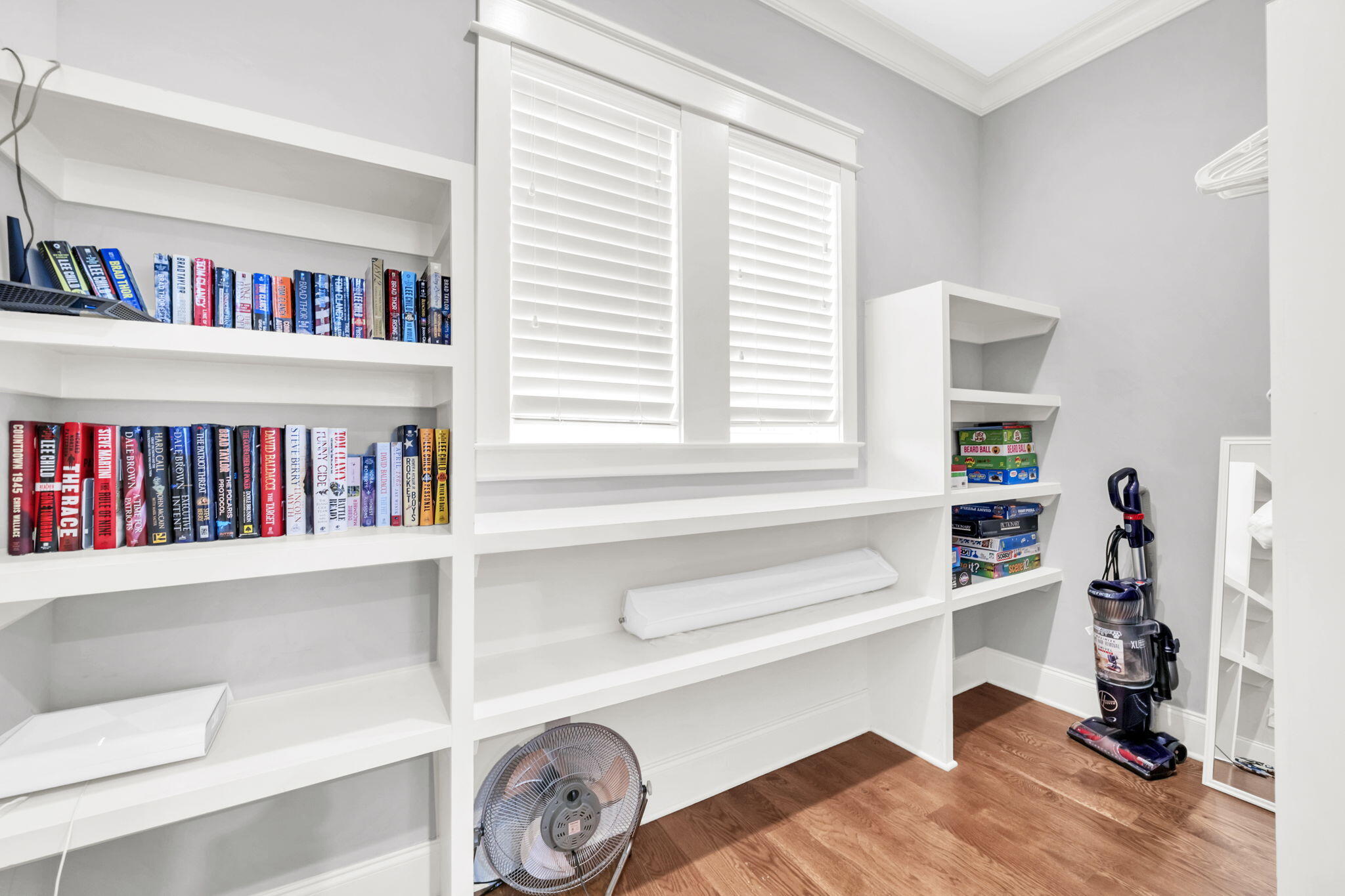 LAKESIDE AT BLUE MOUNTAIN BEACH - Residential