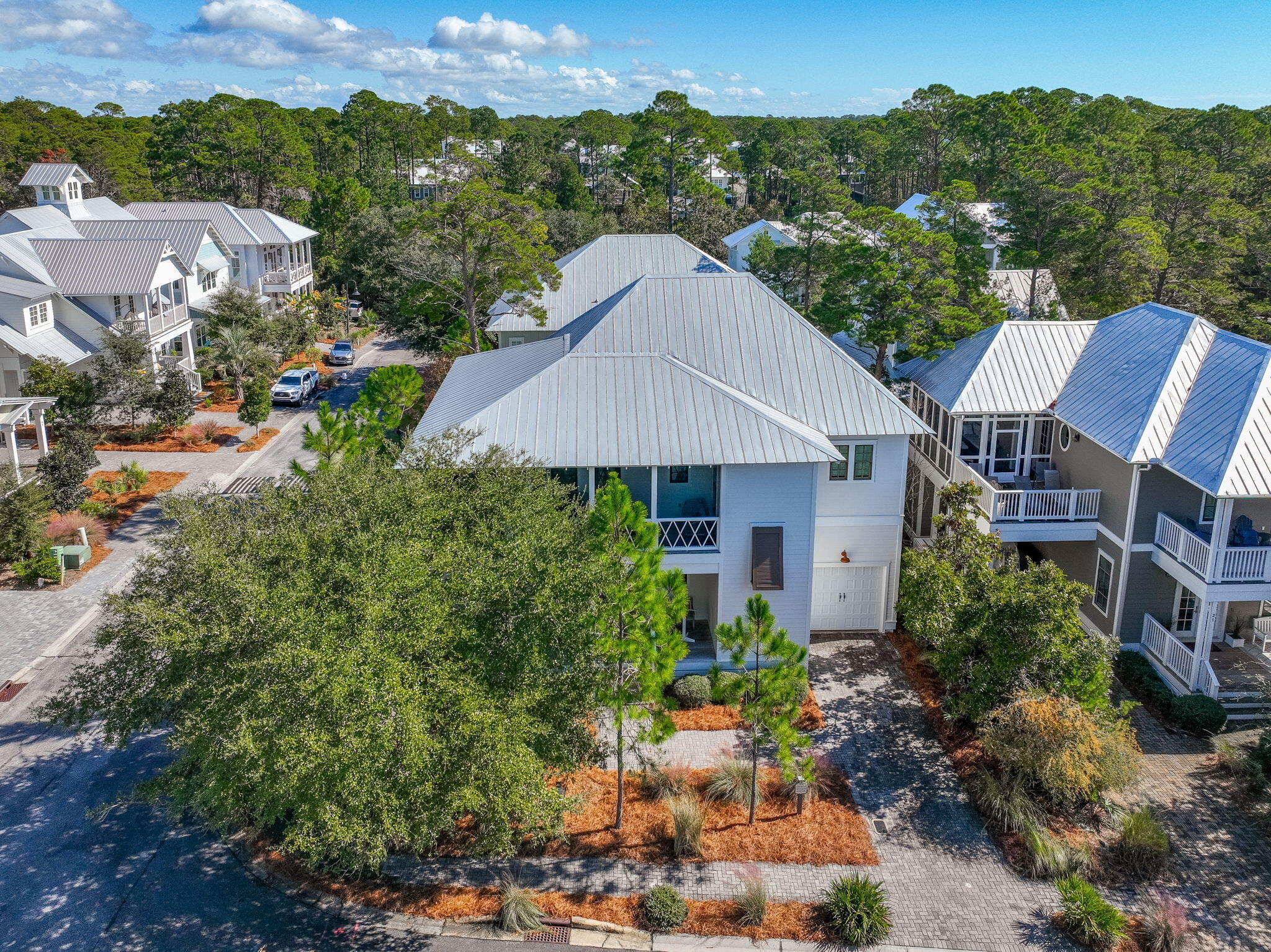 LAKESIDE AT BLUE MOUNTAIN BEACH - Residential
