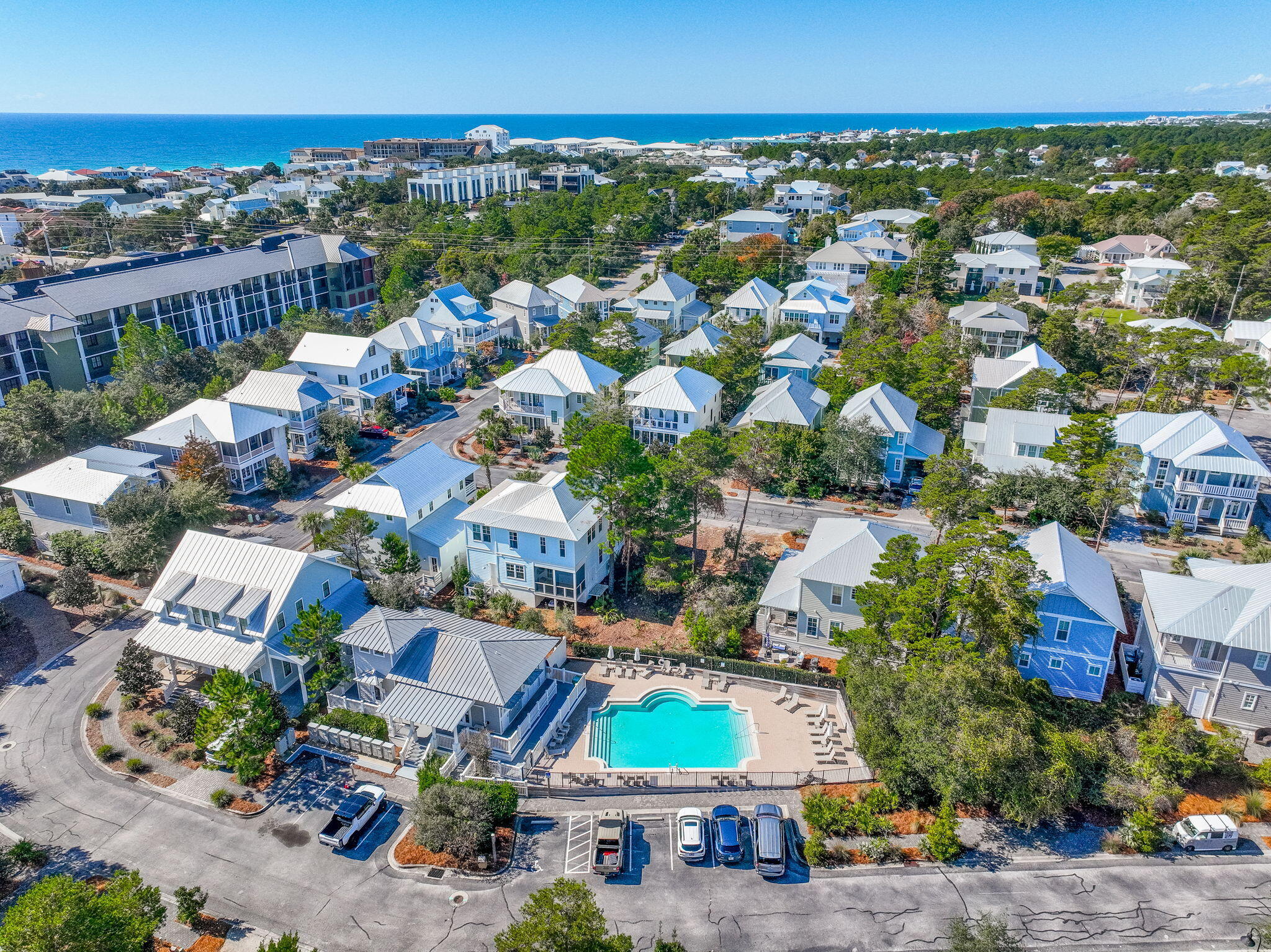 LAKESIDE AT BLUE MOUNTAIN BEACH - Residential