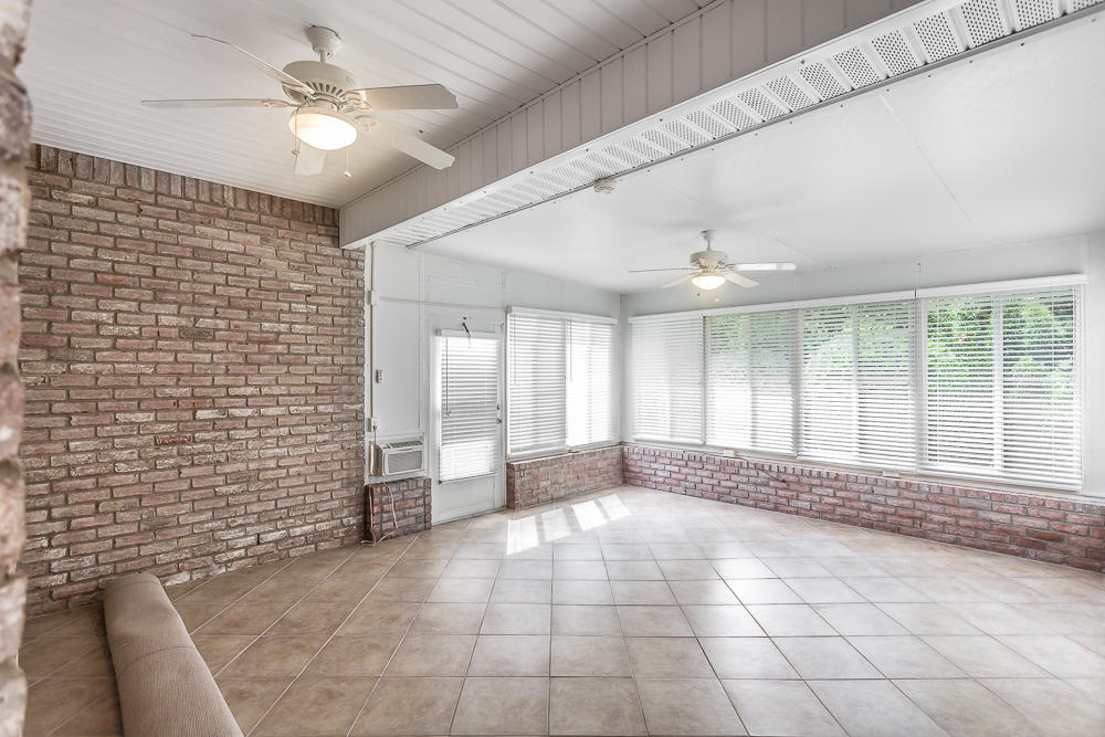 VILLA VENYCE 3RD ADDN PH 3 - Residential