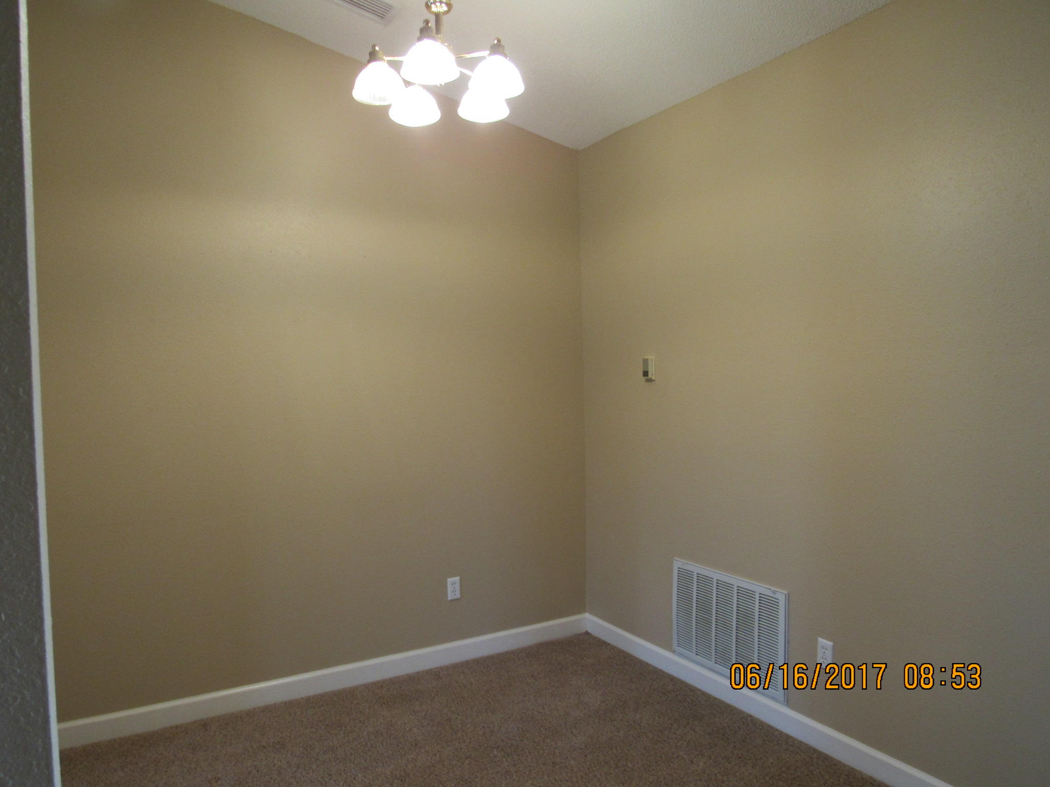 PARKER'S LANDING - Residential Lease