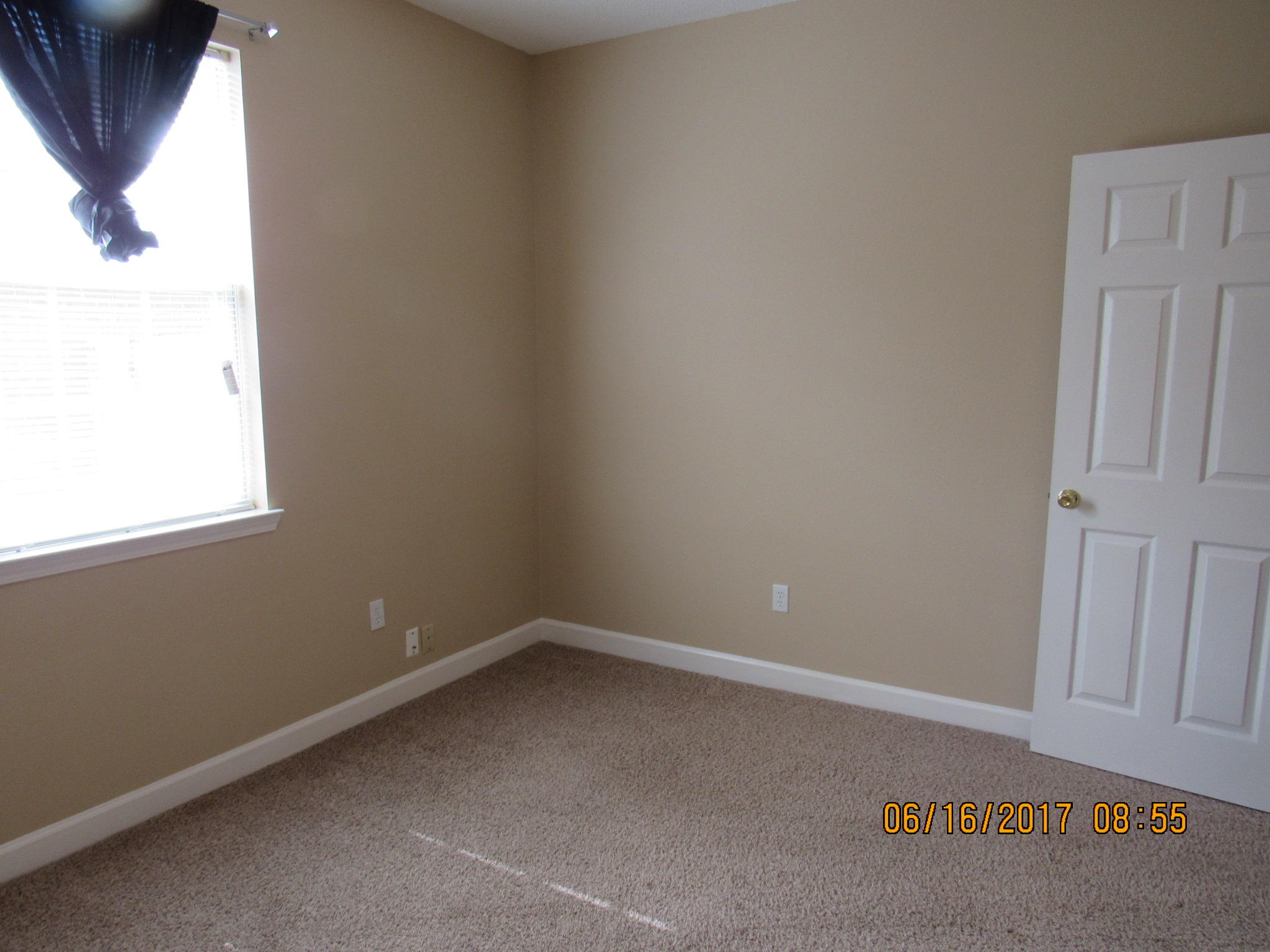 PARKER'S LANDING - Residential Lease