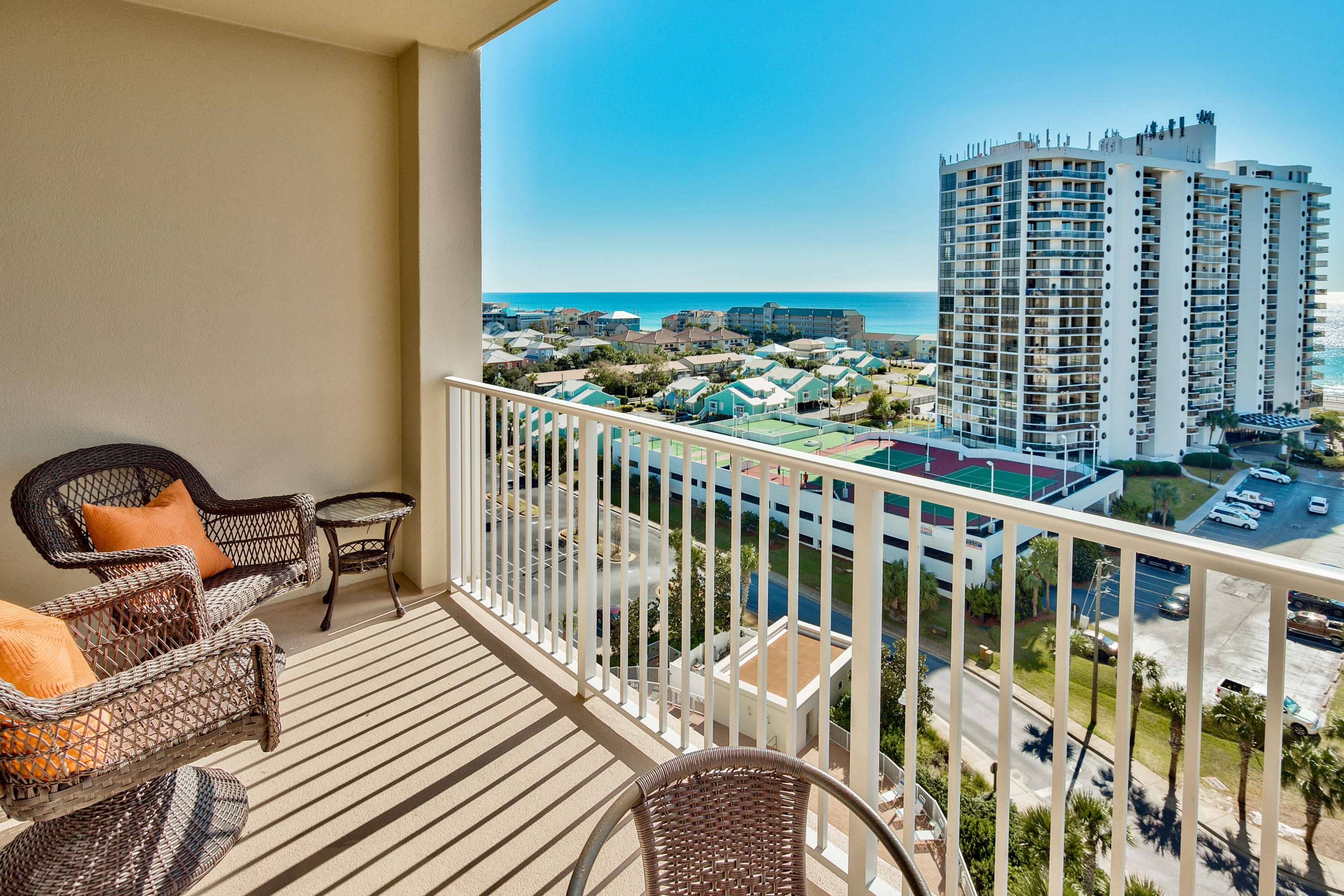ARIEL DUNES - Residential