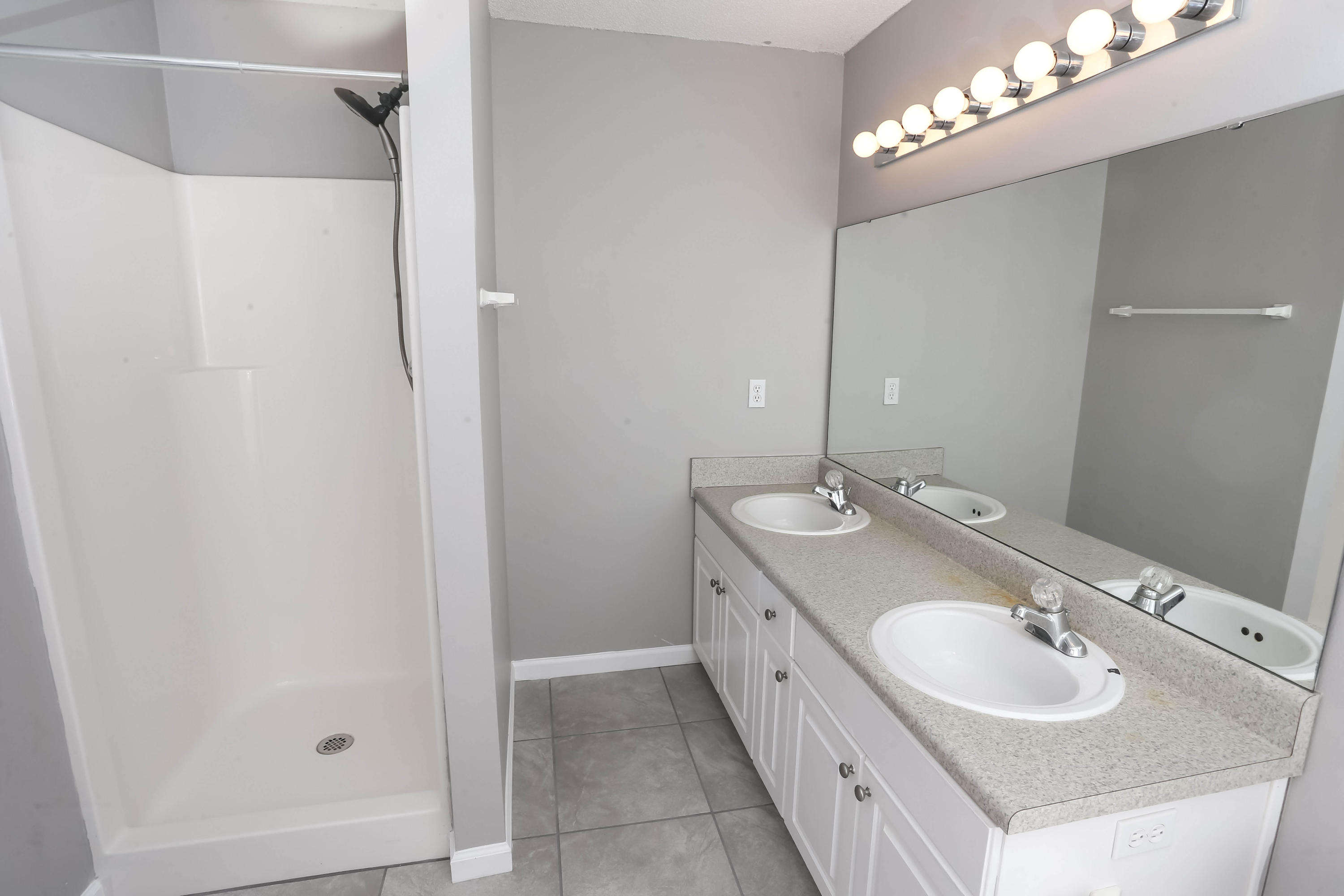 KATHLEEN PLACE - Residential