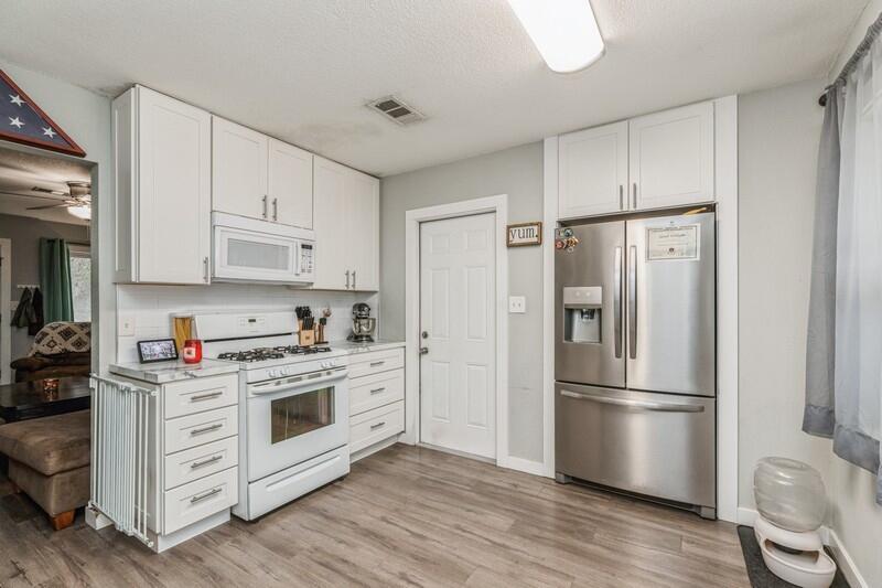 OAKLAND ADDLOT 12 BLK 11 - Residential