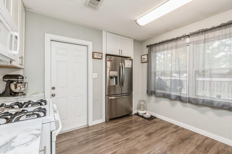 OAKLAND ADDLOT 12 BLK 11 - Residential