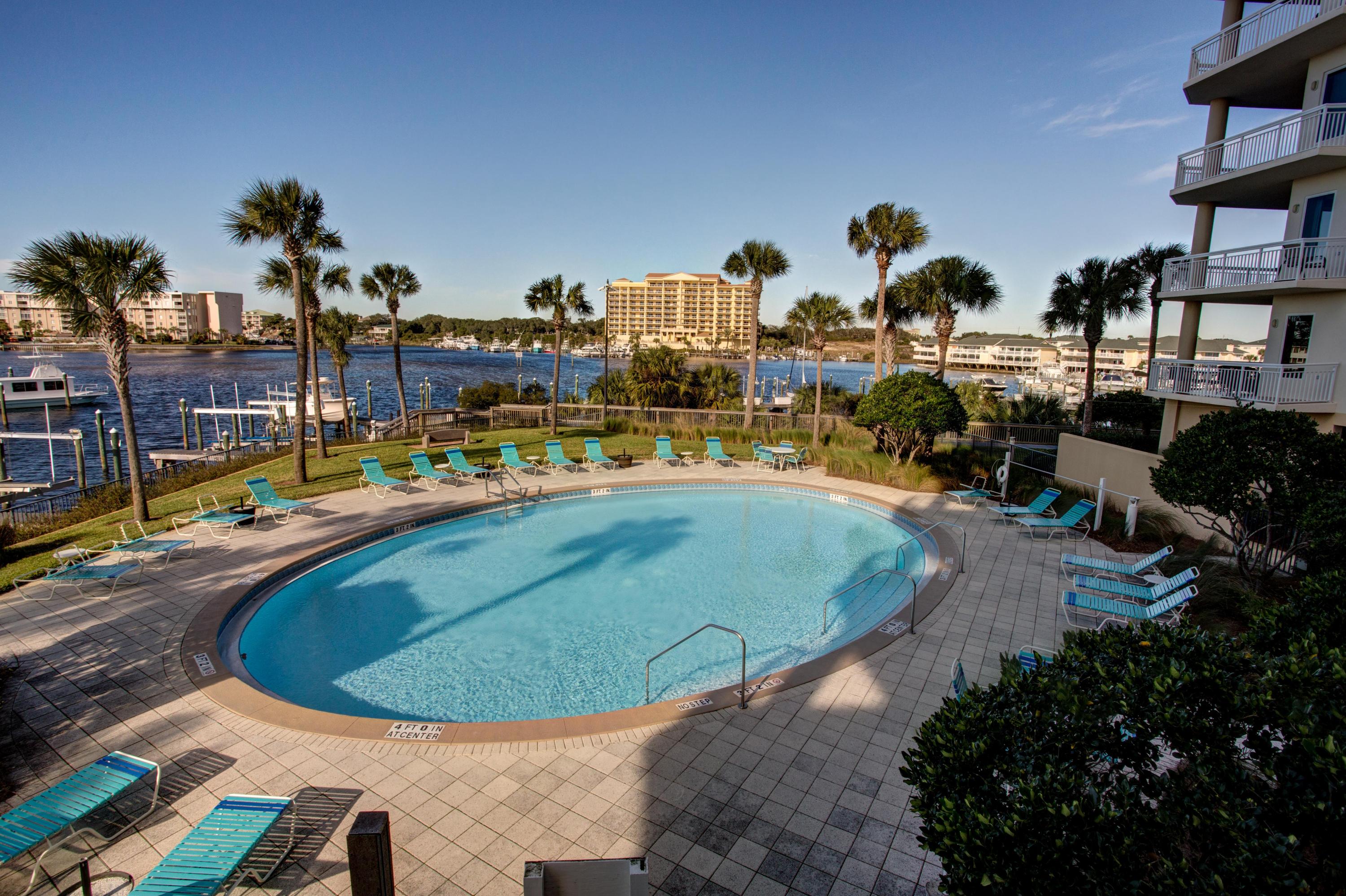 HARBOR LANDING - Residential