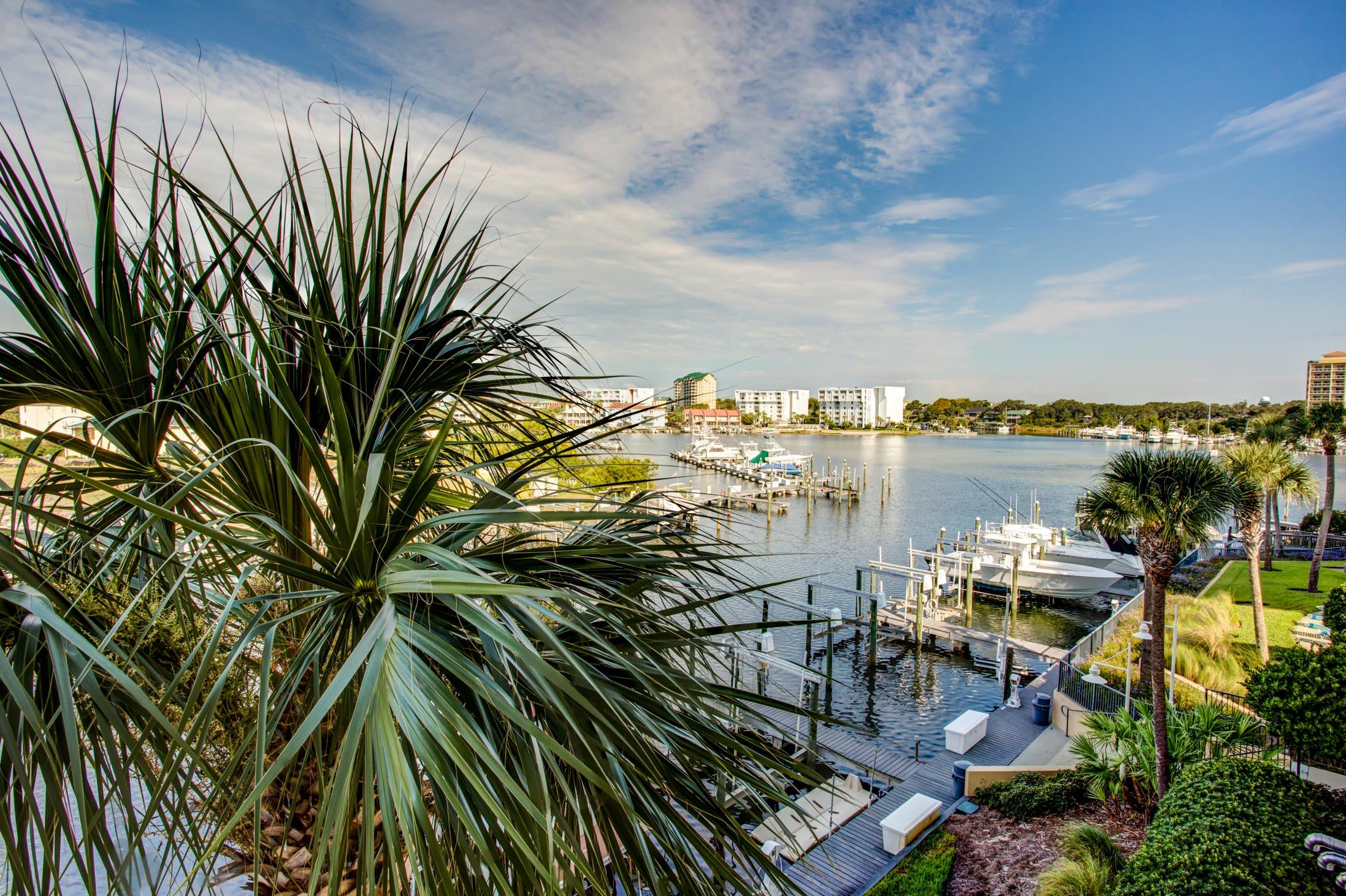 HARBOR LANDING - Residential