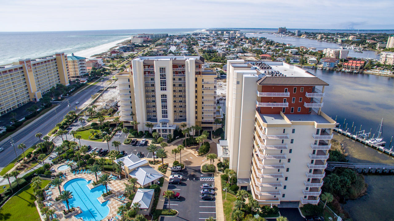 HARBOR LANDING - Residential