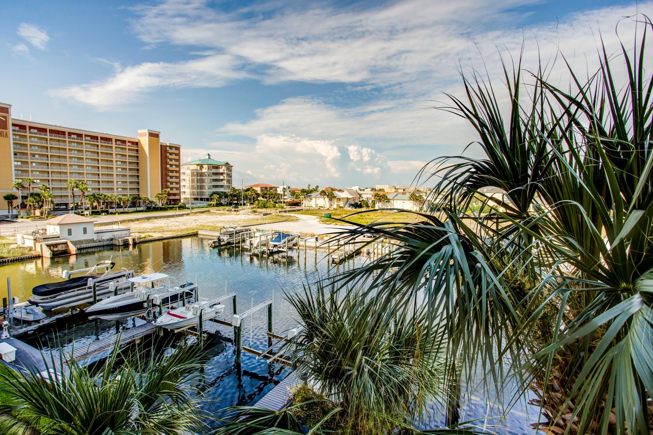 HARBOR LANDING - Residential
