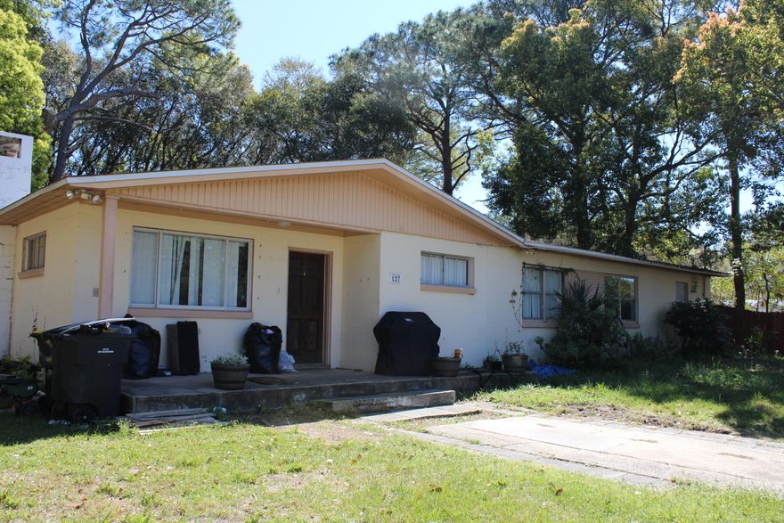 Short sale - Fixer upper located on a large corner lot close to downtown Fort Walton Beach, restaurants, and shopping! 4 bedrooms/3 baths with approximately 2186 sq ft! Kitchen has tiled floors, newer cabinetry and granite counter tops! Living room features a fireplace with a mantle. Roof approximately 11-13 years old, HVAC 1999, Electrical panel 2013. Buyer to verify all dimensions and information.