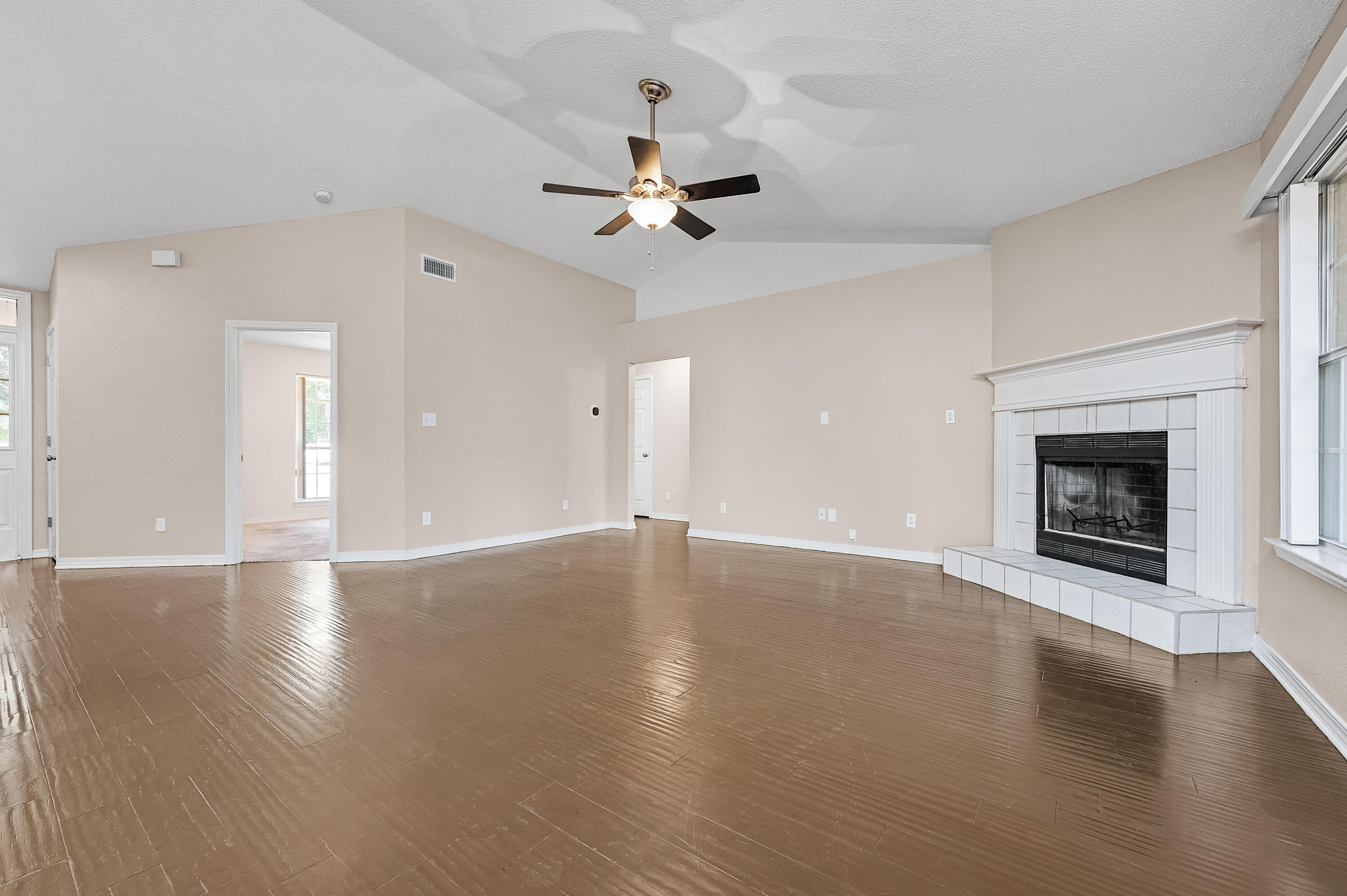 OAK MEADOWS - Residential