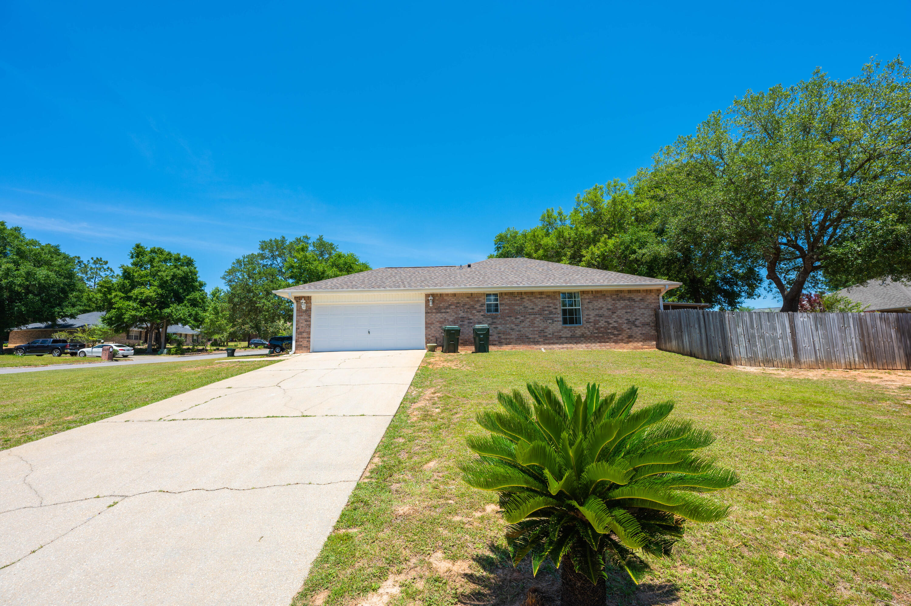 OAK MEADOWS - Residential