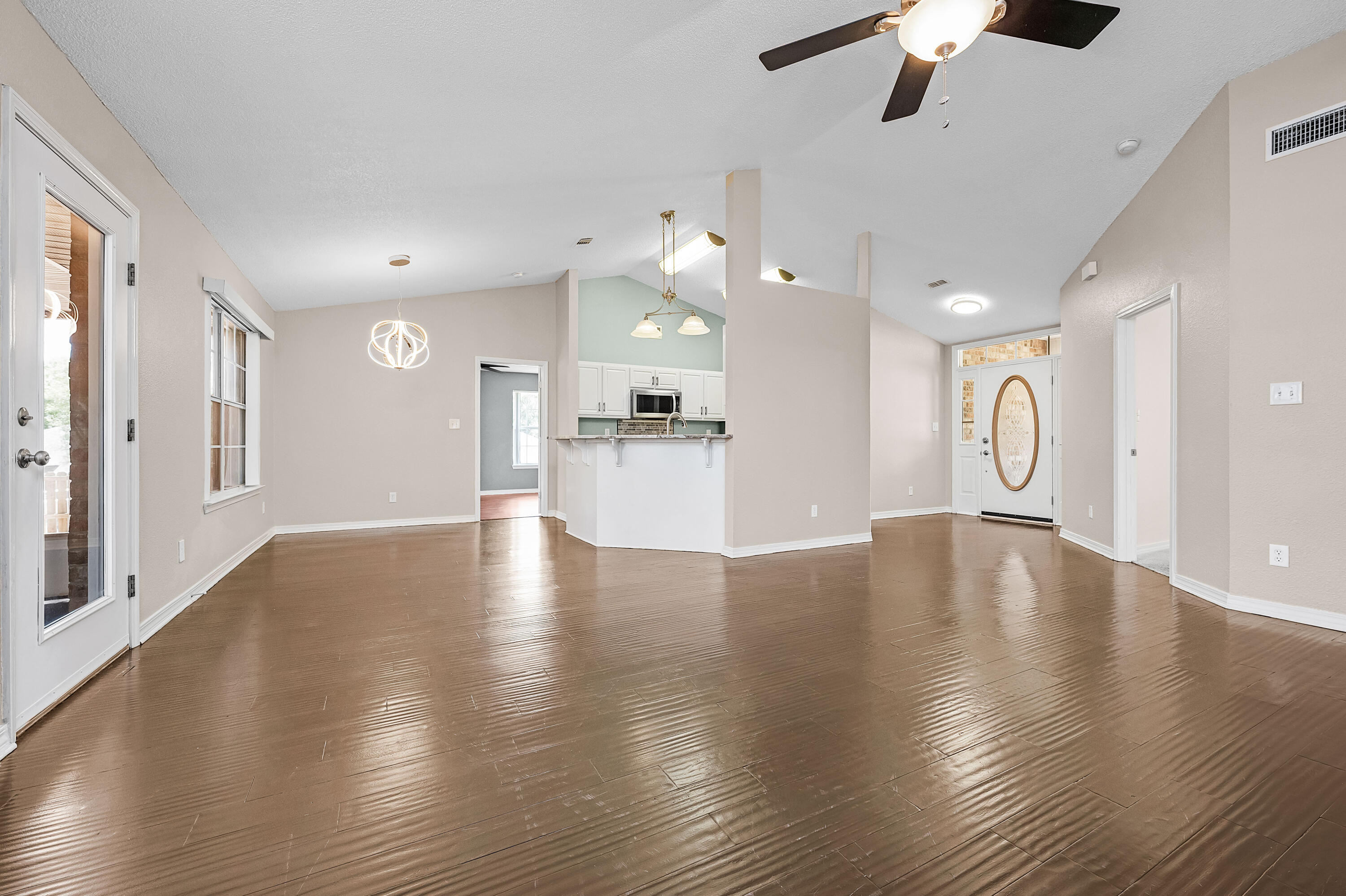 OAK MEADOWS - Residential