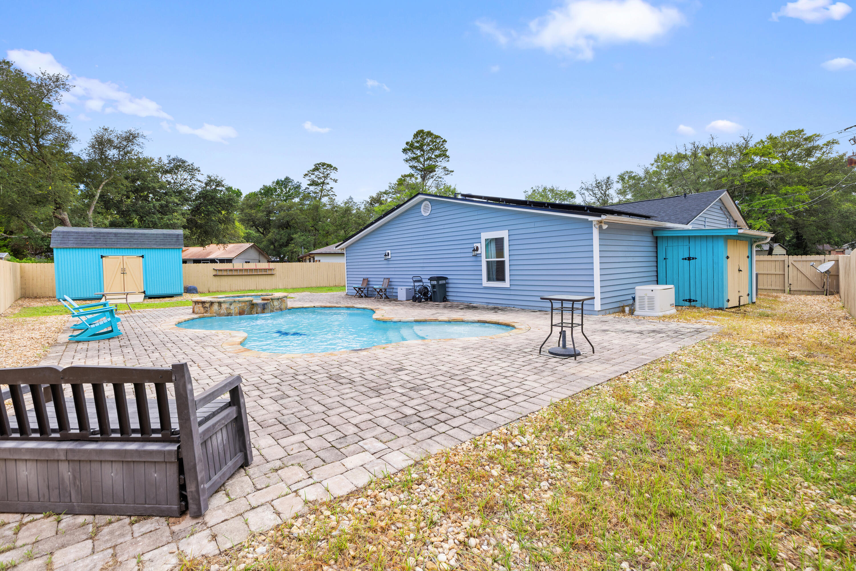 CREEKSIDE 2 - Residential