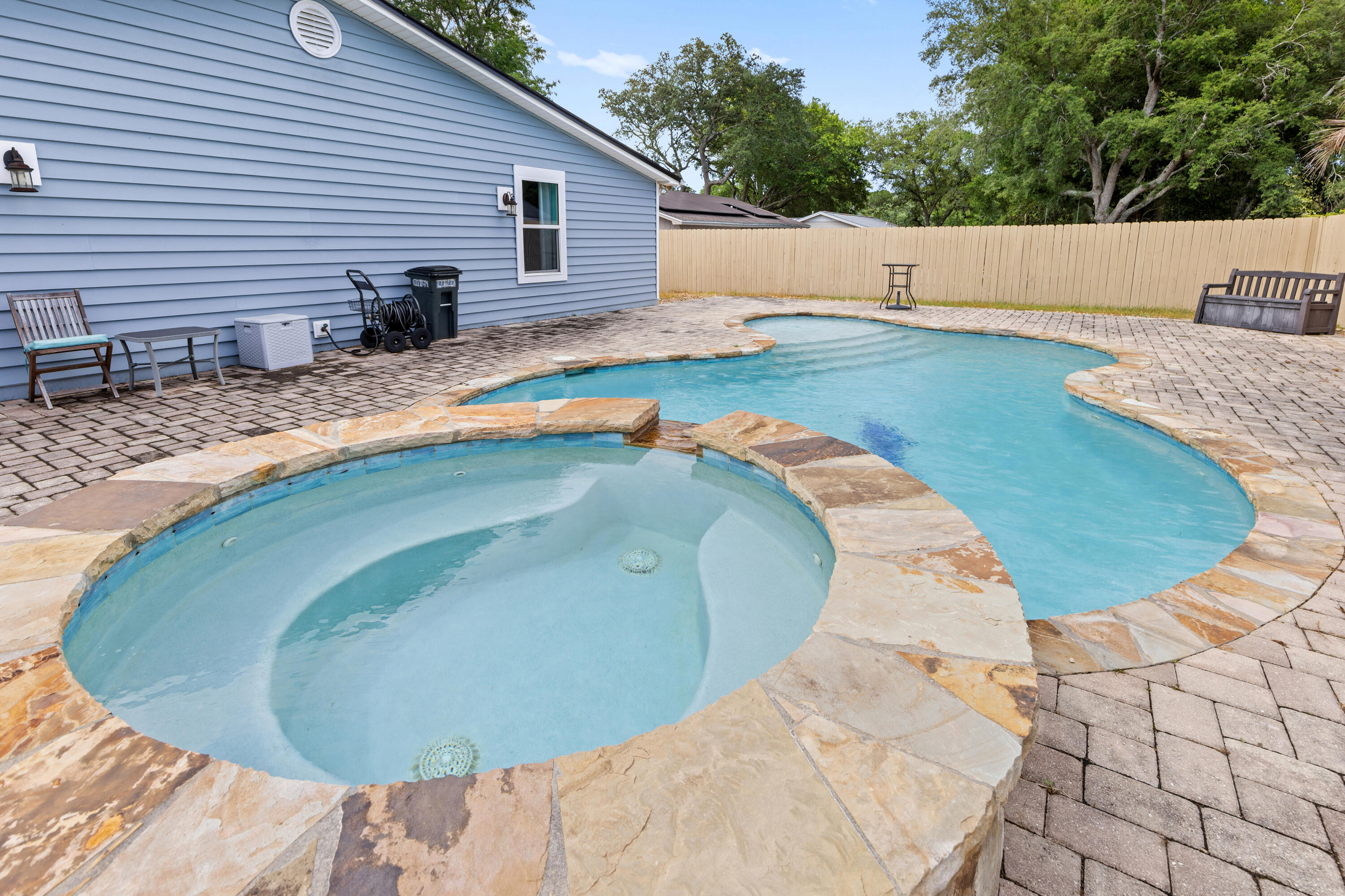 CREEKSIDE 2 - Residential