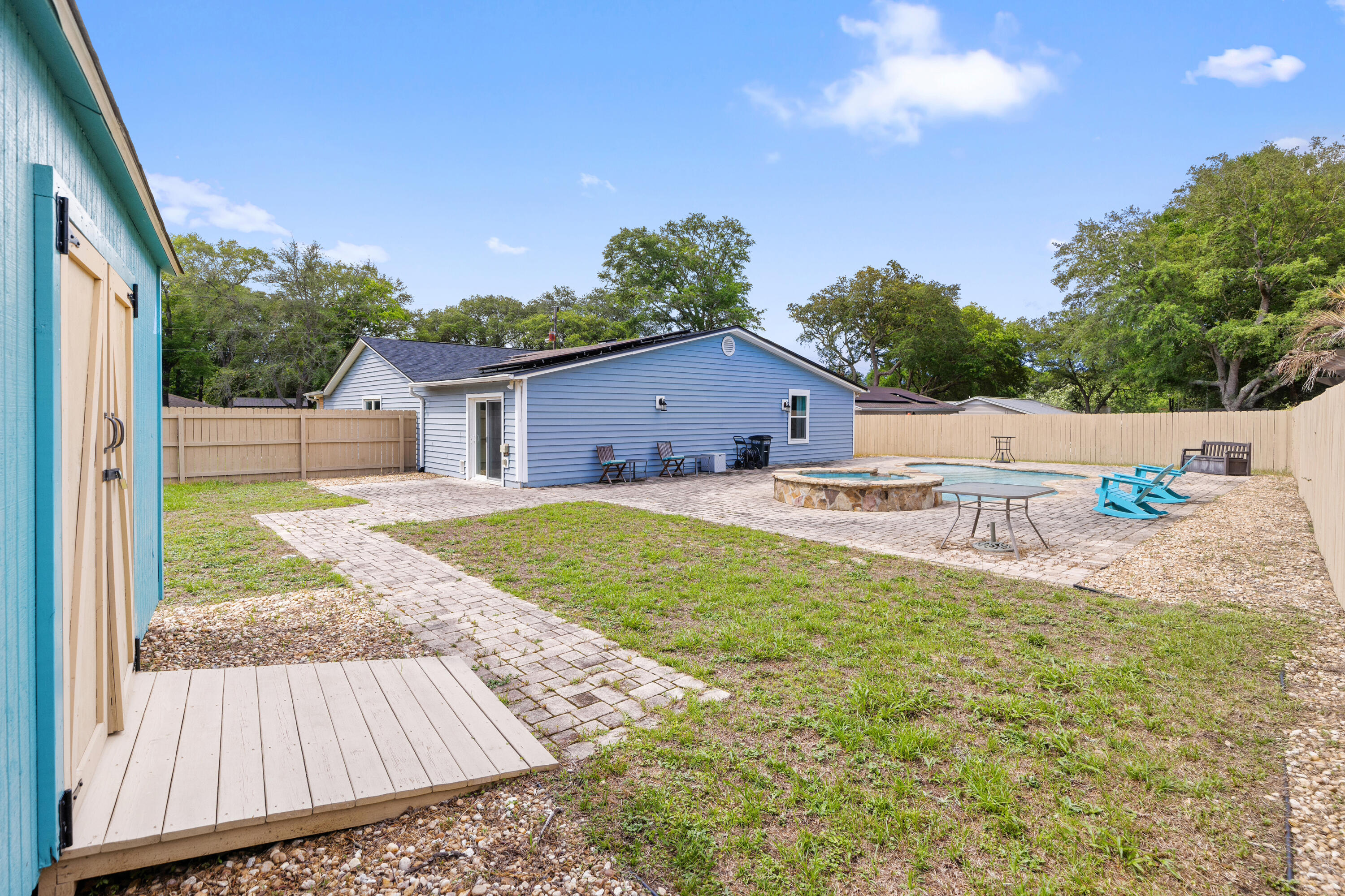 CREEKSIDE 2 - Residential