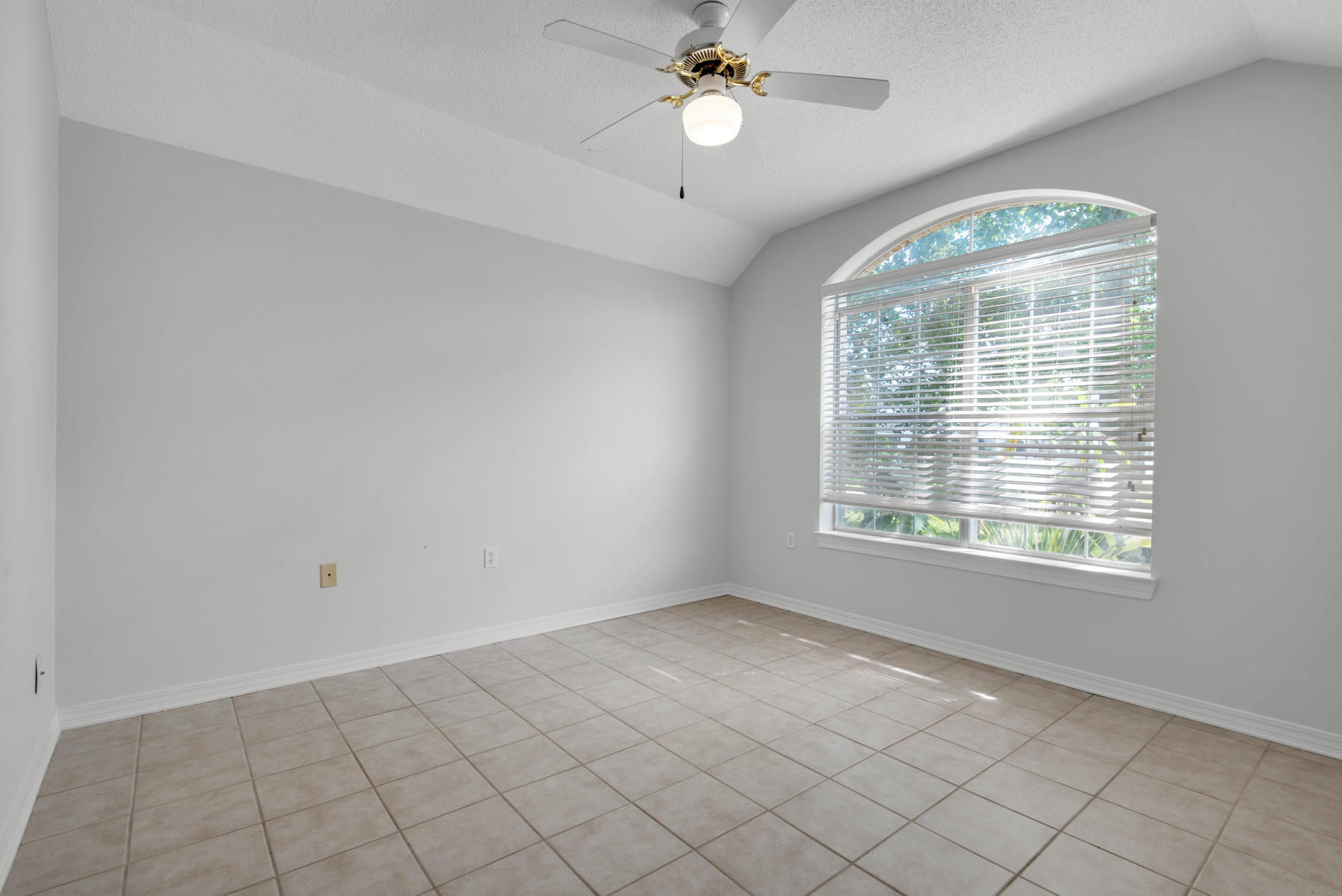 NORTH RIDGE CREEK S/D - Residential