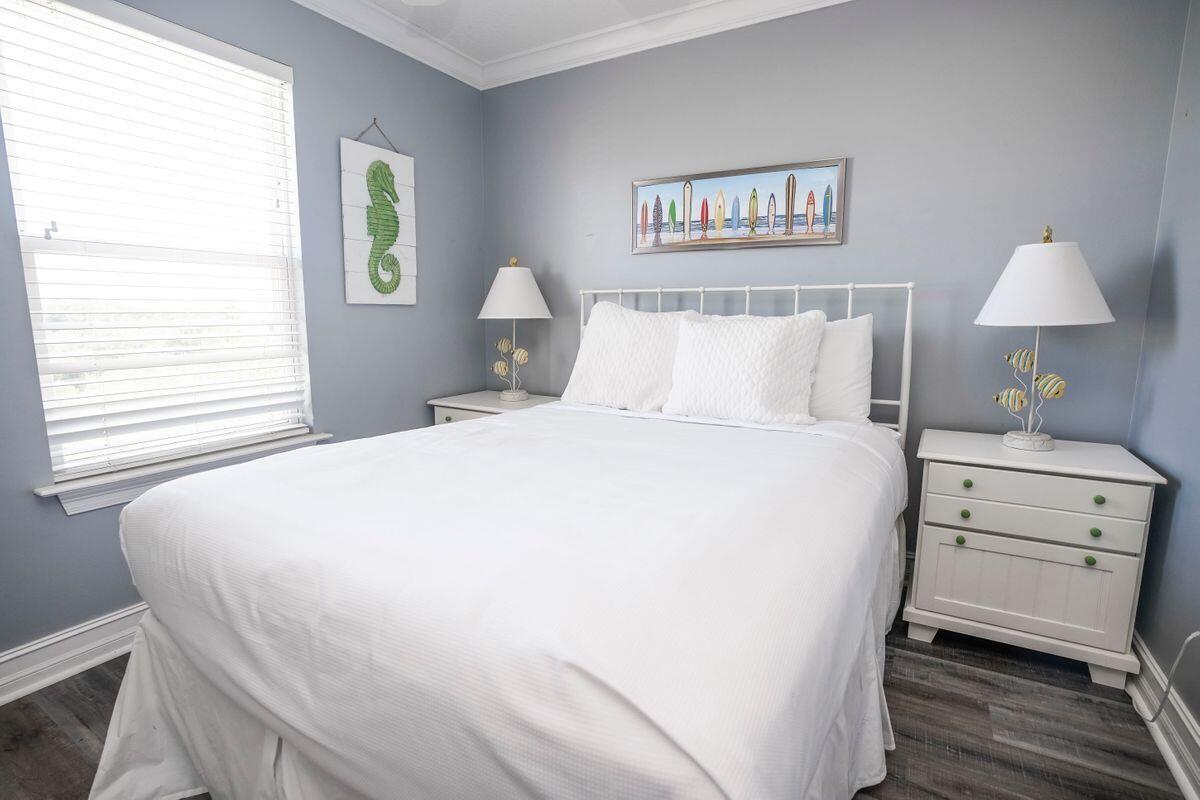 SUNSET VILLAS - Residential