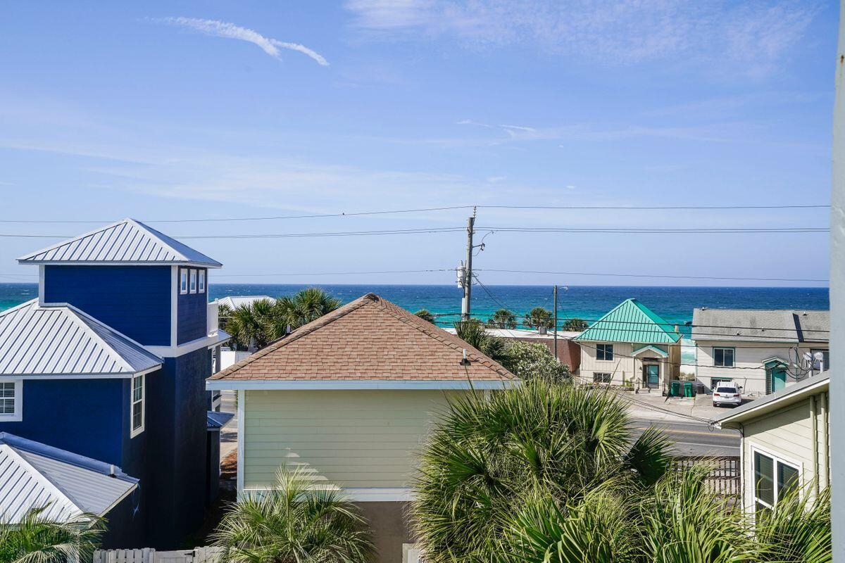 SUNSET VILLAS - Residential