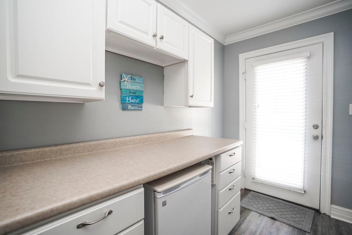 SUNSET VILLAS - Residential