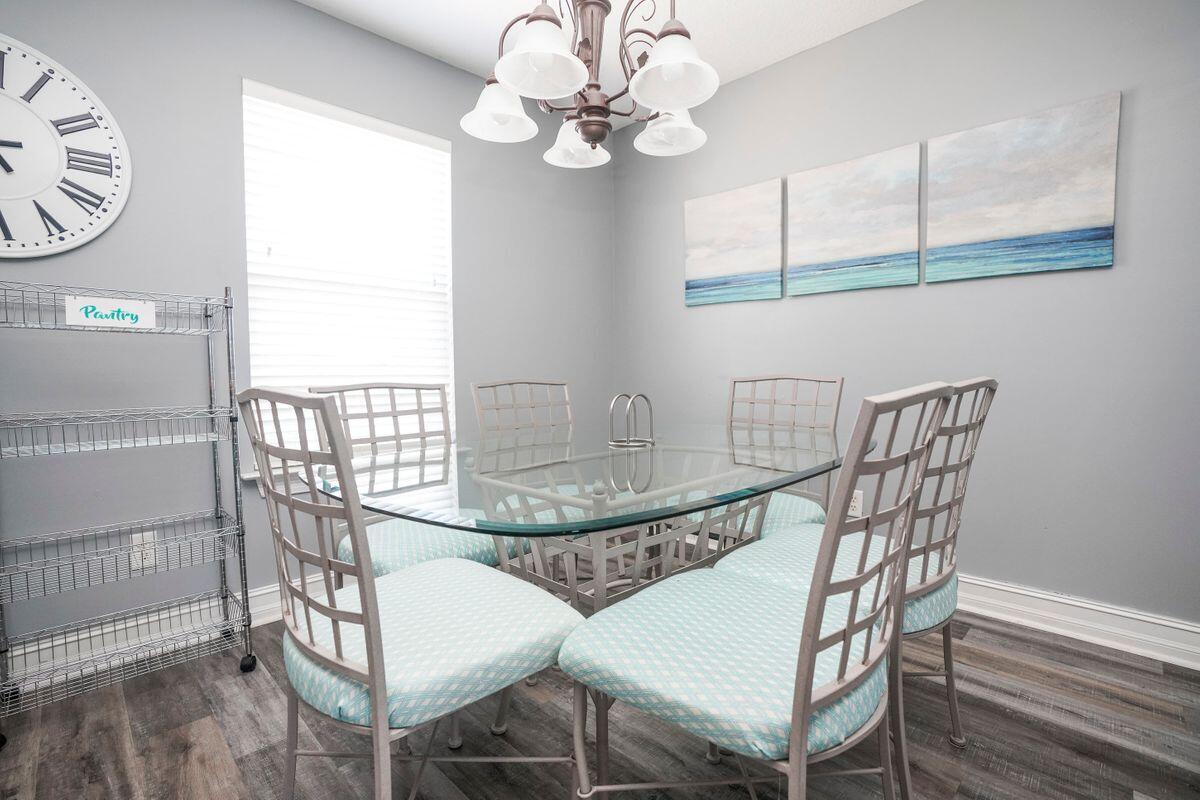 SUNSET VILLAS - Residential